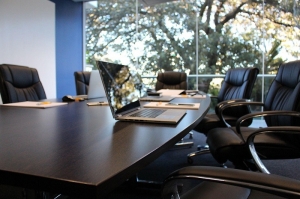 Jual Meja Kantor Meeting Oval, Desain Modern dengan Harga Murah